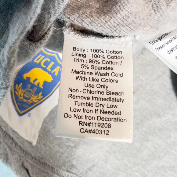 Mitchell & Ness UCLA Bruins T-Shirt RARE!! Marked "3rd Proto 9-10-10" Woman's L - Picture 7 of 14